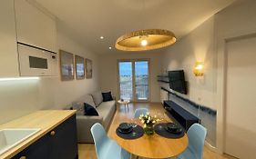 Apricot Sea View Premium Apartment
